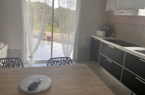 Les 3 Ponts Apartment | Apartment/ flat - Nimes