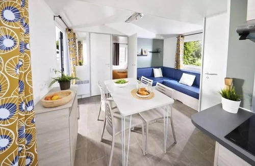 Cadenet House | Apartment