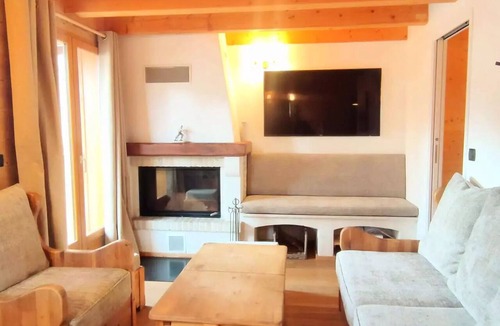 Isola Ski Chalet | Apartment