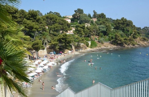 Le Rayol Apartment | Apartment * 2 rooms crossing of 85 m2 with very beautiful view of the sea