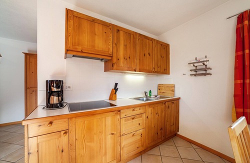 Caines Apartment | Apartment "Gasserhof - Gravenstein" with Mountain View, Shared Garden & Wi-Fi
