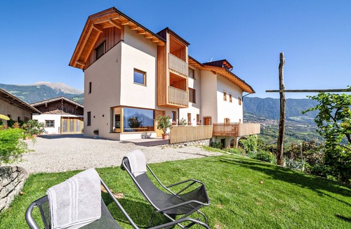 Caines Apartment | Apartment 'Huetterhof Winter' with Mountain View, Private Terrace and Wi-Fi