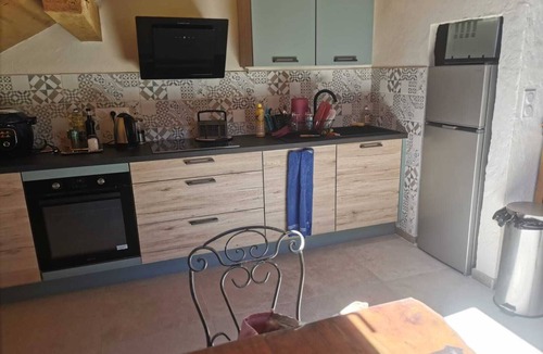 Vallouise Apartment | Apartment in detached house in the heart of Vallouise! Private parking lot