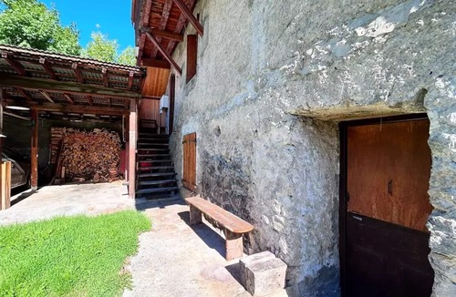 Pelvoux Apartment | Apartment in Pelvoux for 4 People – Charm and Comfort in the Heart of the Écrins