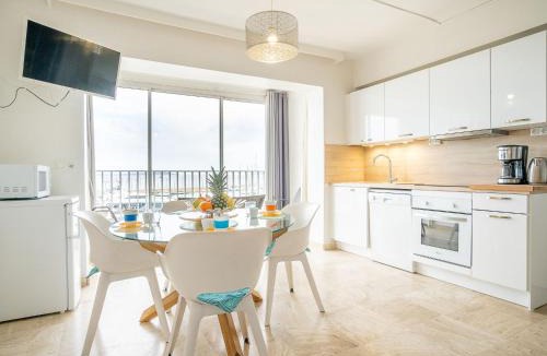 Hyeres Apartment | Apartment La Balancine by Interhome