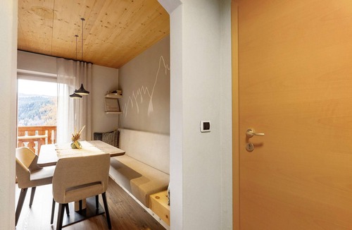 Nova Ponente Apartment | Apartment “Lavendel - Thalerhof” with Mountain View, Wi-Fi, Balcony & Garden