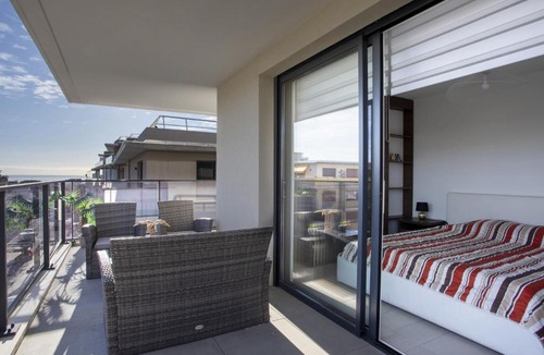 Cros-de-Cagnes Apartment | Apartment Le Grey Pearl by Interhome