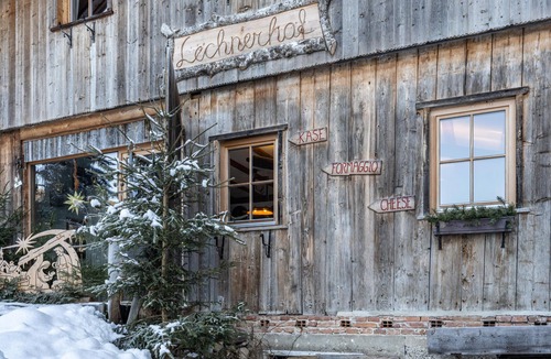 San Vito Apartment | Apartment 'Lechnerhof 1' with Mountain View, Shared Garden and Wi-Fi