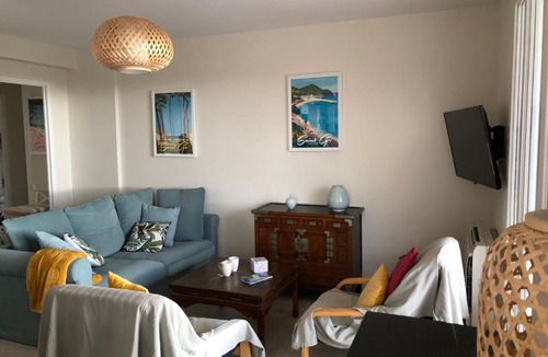 Saint-Cyr-sur-Mer Apartment | Apartment Les Palmiers-3 by Interhome