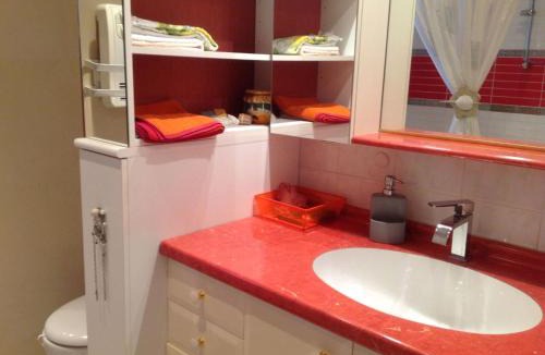 Mimet Apartment | Apartment Mimet la diote- Ausflug in die Sonne und in die Ruhe by Interhome