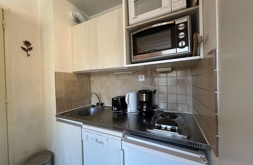Montgenevre Apartment | Apartment Montgenèvre - 2 bedrooms, balcony, washing machine, TV