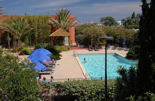 Cap d'Agde Apartment | Apartment near beach in lively resort