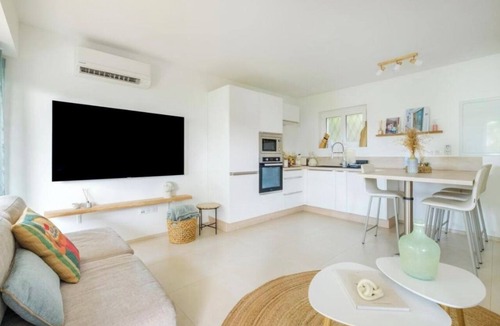 Espero-Pax Apartment | Apartment Near the Beaches - Sleeps 6 - Théoule-sur-Mer