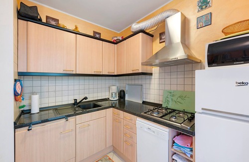 San Zeno di Montagna Apartment | Apartment “Pure Relaxation Between Lake and Mountains” with Pool, Terrace & Whirlpool