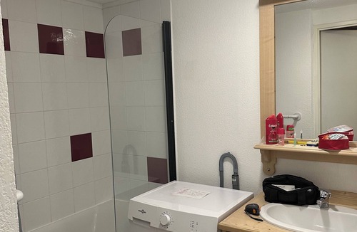 Puy-Saint-Vincent Apartment | Apartment Puy st Vincent 1800, 35 m2, 3 rooms, sleeps 6, covered swimming pool