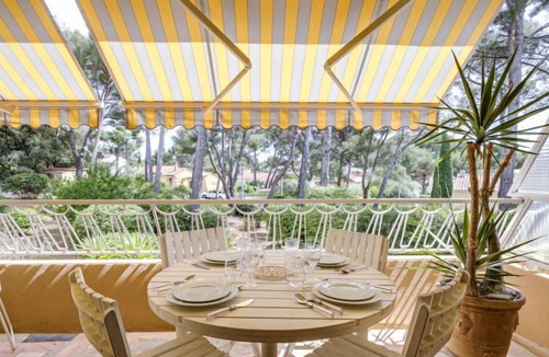 Sanary-sur-Mer Apartment | Apartment Résidence Eden Parc in Sanary sur Mer - 6 persons, 2 bedrooms