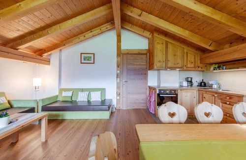 Sarntal Apartment | Apartment 'Schafschelle' with Mountain View, Shared Garden and Wi-Fi