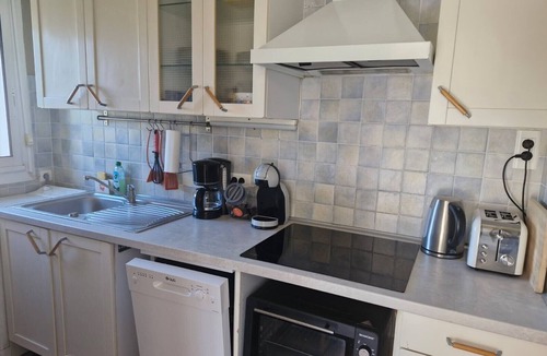 Carry-le-Rouet Apartment | Apartment 'Tres Beau T2 - 50 M' with Sea View, Wi-Fi and Air Conditioning