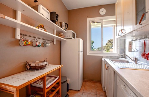 Carry-le-Rouet Apartment | Apartment 'Tres Beau T2 - 50 M' with Sea View, Wi-Fi and Air Conditioning