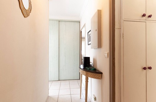 Carry-le-Rouet Apartment | Apartment 'Tres Beau T2 - 50 M' with Sea View, Wi-Fi and Air Conditioning