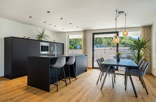 Gargazzone Apartment | Apartment "Videre Penthouse Lodge Exclusive" with Mountain View, Wi-Fi & Terrace