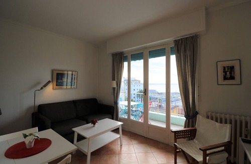 Lazaret Apartment | Apartment with a beautiful view in the Port !