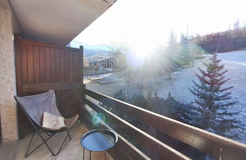 Le Sauze Apartment | Apartment with Balcony and View in Sauze