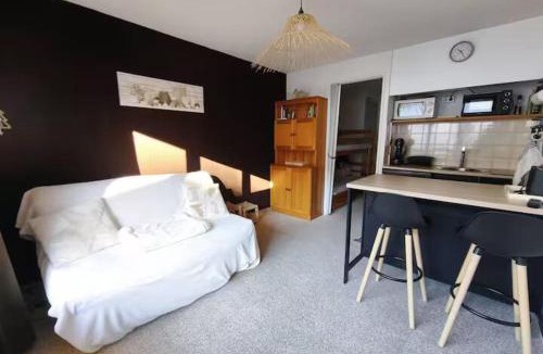 Le Sauze Apartment | Apartment with Balcony and View in Sauze