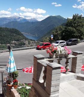 Casasco d'Intelvi Apartment | Apartment with Como Lake View - Italy