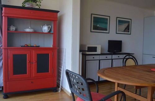 Banyuls-sur-Mer Apartment | Apartment with Air Conditioning in Banyuls-sur-Mer, Sleeps 6