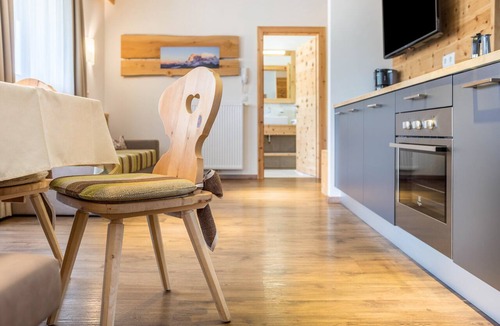 Albions Apartment | Apartments Marialisa Superior 'Apt Tulpe' with Mountain View, Whirlpool & Wi-Fi