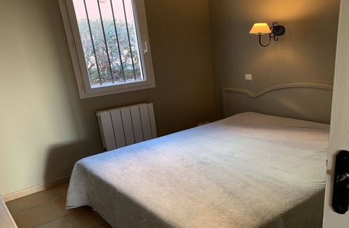 Les Restanques Apartment | Appart 5 pers. in ground garden Grimaud (near St Tropez)