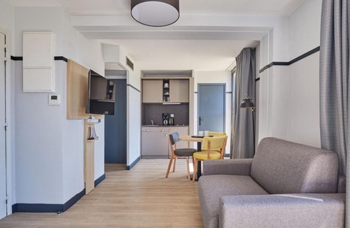 Sud Hotel | Appart'hôtel Odalys City - Aix en Provence Centre Rotonde - Les Floridianes