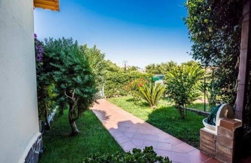San Teodoro City Centre Apartment | Appartamenti San Teodoro VI con BBQ e WIFI