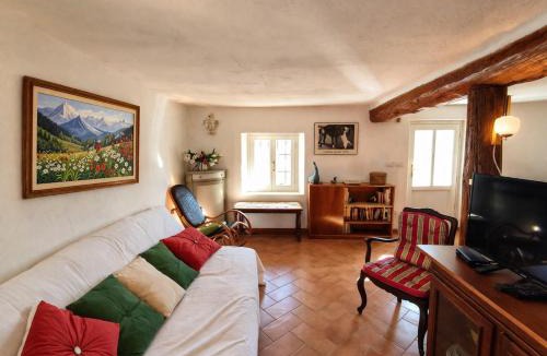 Acceglio Apartment | Appartamento Alta Valle Maira - con giardino privato - La Marchisa