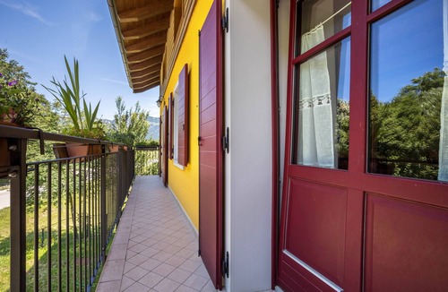 Ala Apartment | 'Appartamento Del Boscaiolo' Apartment with Mountain View, Shared Garden and Balcony