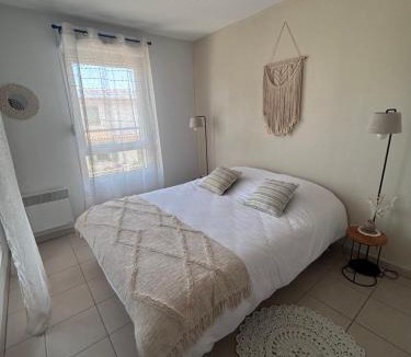 Port-Saint-Louis-du-Rhone Apartment | Appartement T2 climatisé