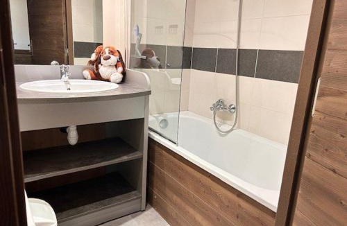 Risoul Apartment | Appartement 2P cabine, 4 couchages, piscine, sauna, proche pistes – Risoul 1850 - FR-1-330-569