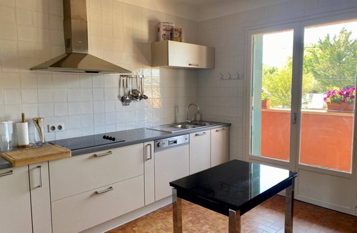 Sainte-Anastasie Apartment | Appartement 3 Chambres Spacieux 6/7 Personnes