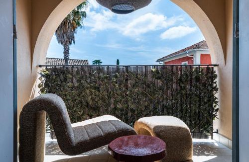 Saint-Tropez City Centre Apartment | Appartement avec Parking place des lices