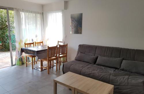 Boulouris-sur-Mer Apartment | Appartement Boulouris - Bord de Mer