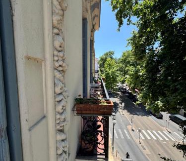 Carnot Apartment | Appartement Bourgeois à 5 min à pied du centre