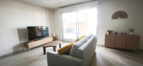 Uzes Apartment | Appartement Climatisé avec spacieuse terrasse à Uzès