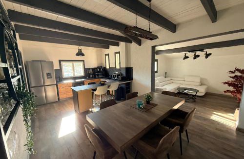 Beaucaire House | Appartement cosy avec piscine
