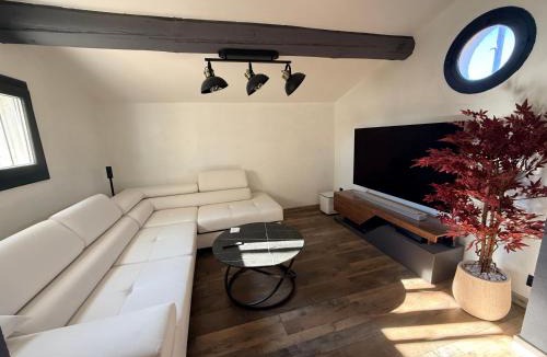 Beaucaire House | Appartement cosy avec piscine