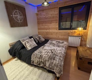 Guillestre Apartment | Appartement cosy entre lacs et montagnes