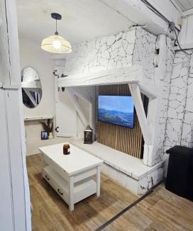 Seyne Apartment | Appartement cosy terrasse