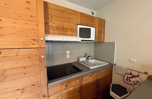 Les Claux Apartment | Appartement cosy pour 4 au pied des pistes