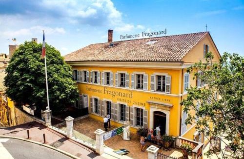 Grasse Apartment | Appartement Duplex Lumineux au Centre de Grasse