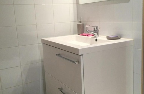 Eyragues House | Appartement en duplex avec piscine et jacuzzi